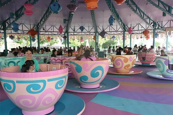 Spinning Teacups